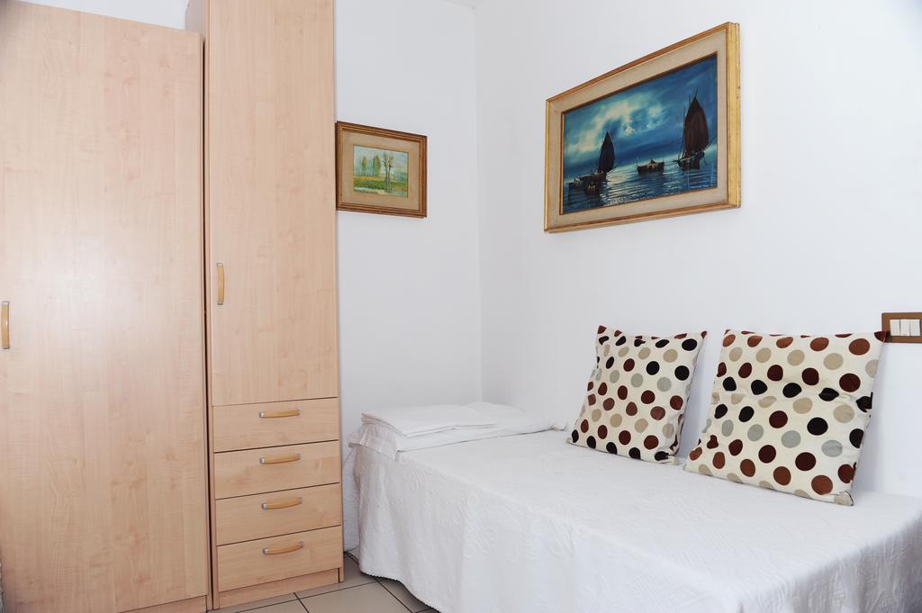 Victoria Hotels Carso Camnago Volta Екстер'єр фото