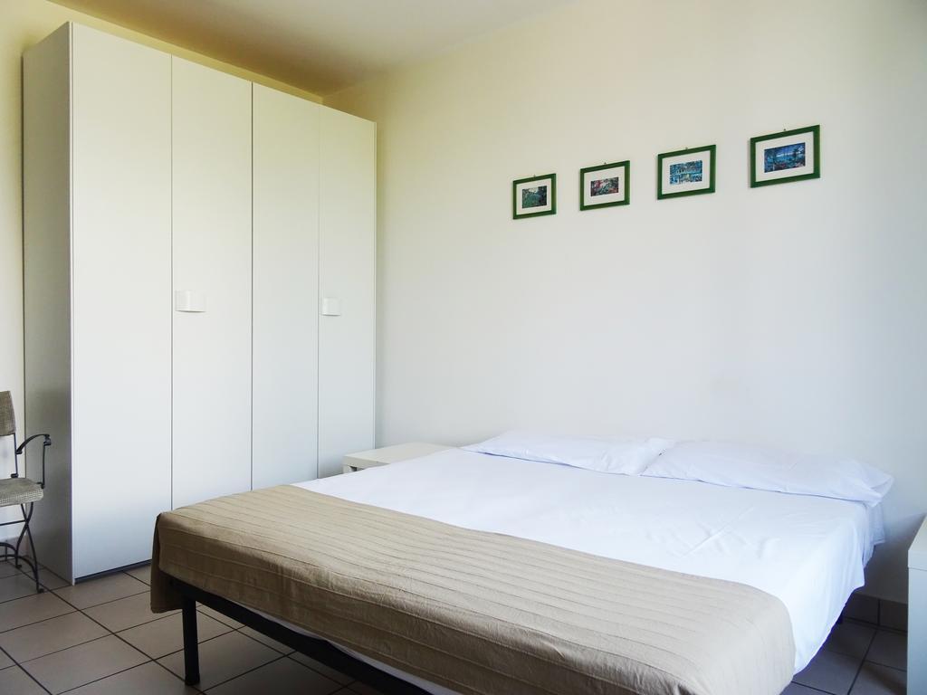 Victoria Hotels Carso Camnago Volta Екстер'єр фото