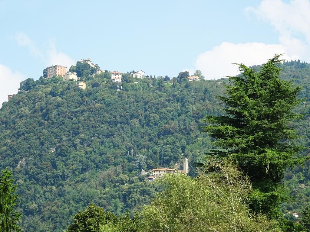 Victoria Hotels Carso Camnago Volta Екстер'єр фото